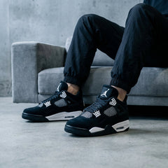 Air Jordan 4 Retro 'White Thunder'