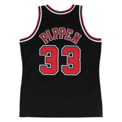 Mitchell & Ness NBA Chicago Bulls Swingman Jersey Scottie Pippen Black 1997 Men SMJYCBUKSPI97