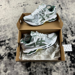 ASICS KAYANO 14 - SLATE GREY / WHITE